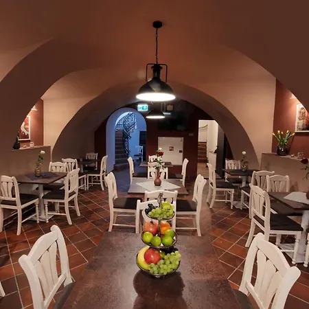 Zeppelin Simple Acomodation Bed & Breakfast