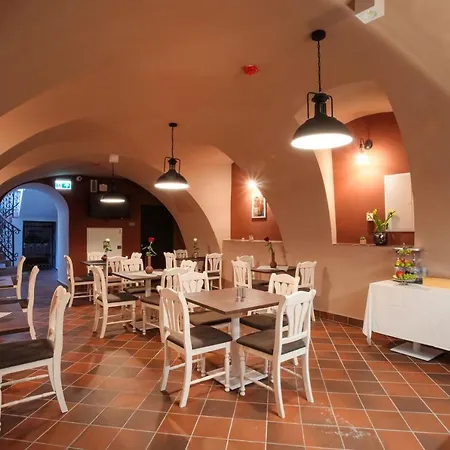 Nocleg ze śniadaniem Zeppelin Simple Acomodation 3*