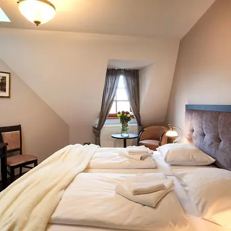 Bed & Breakfast Zeppelin Simple Acomodation Jelenia Gora