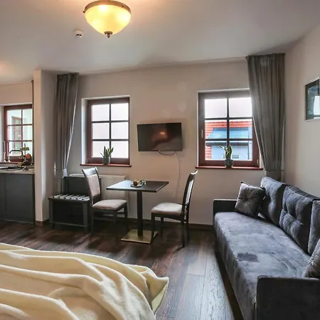 Nocleg ze śniadaniem Zeppelin Simple Acomodation