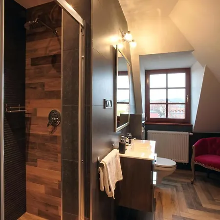 Nocleg ze śniadaniem Zeppelin Simple Acomodation