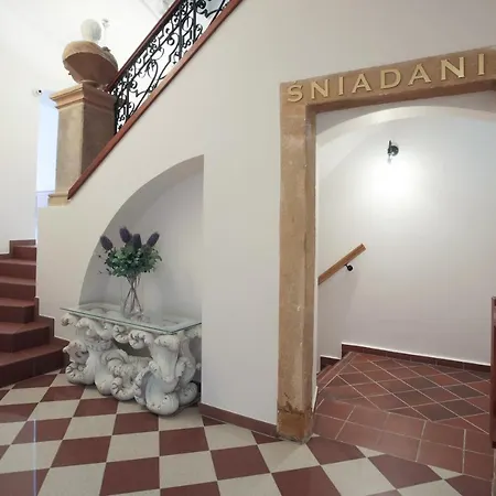 Zeppelin Simple Acomodation Jelenia Góra