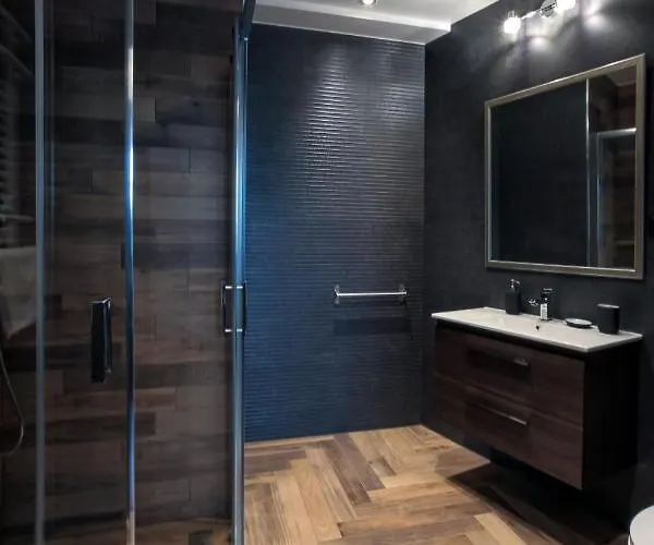 Bed & Breakfast Zeppelin Simple Acomodation 3*