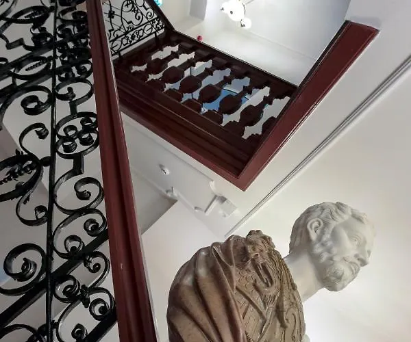 Zeppelin Simple Acomodation Bed & Breakfast