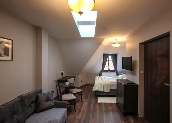 Zeppelin Simple Acomodation Jelenia Gora