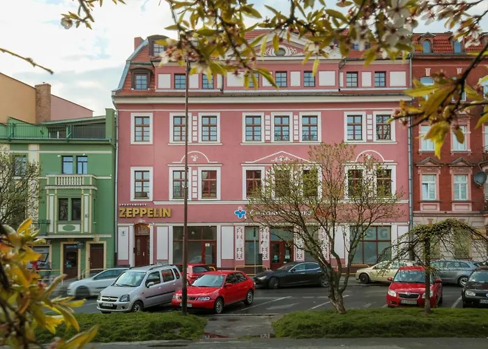 Bed & Breakfast Zeppelin Simple Acomodation 3*