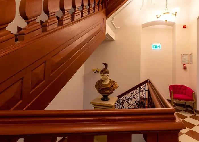 Bed & Breakfast Zeppelin Simple Acomodation