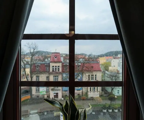 Zeppelin Simple Acomodation Bed & Breakfast Jelení Hora