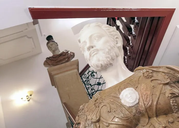 Zeppelin Simple Acomodation Bed & Breakfast 3*