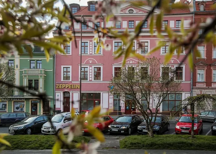 Bed & Breakfast Zeppelin Simple Acomodation Jelenia Gora