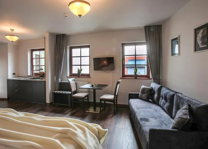 Bed & Breakfast Zeppelin Simple Acomodation