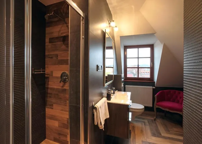 Bed & Breakfast Zeppelin Simple Acomodation