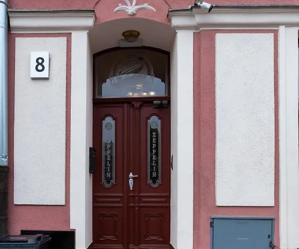 Zeppelin Simple Acomodation 3* Jelenia Gora