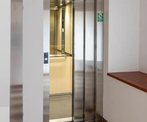 Bed & Breakfast Zeppelin Simple Acomodation Jelení Hora